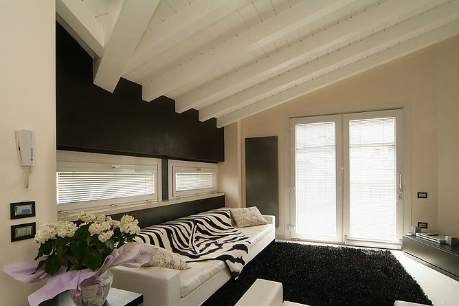 OLTREPO PAVESE – Nuovi serramenti in PVC e Alluminio in nuova villa